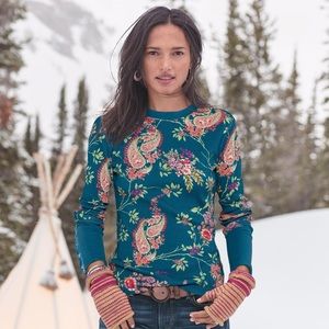 VGUC Sundance Teal Paisley Thermal Top